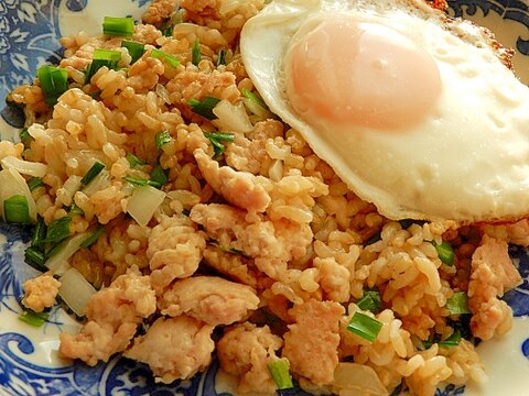 タイ家庭料理❤オイスターソース味チャーハン♪